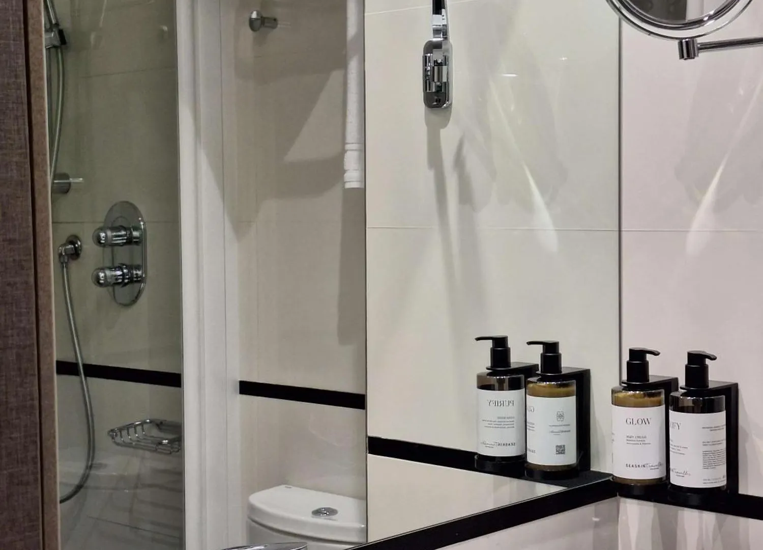 Best Western Premier Hotel Dante Barcelona 4*,