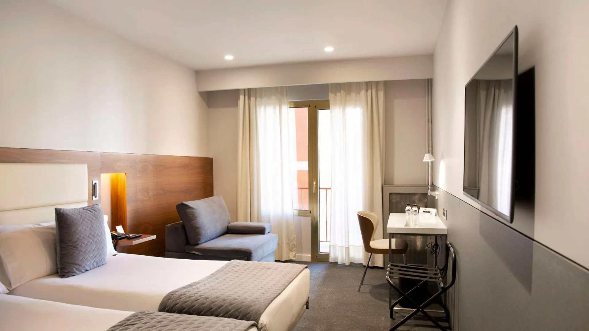 ****  Best Western Premier Hotel Dante Barcelona Spain
